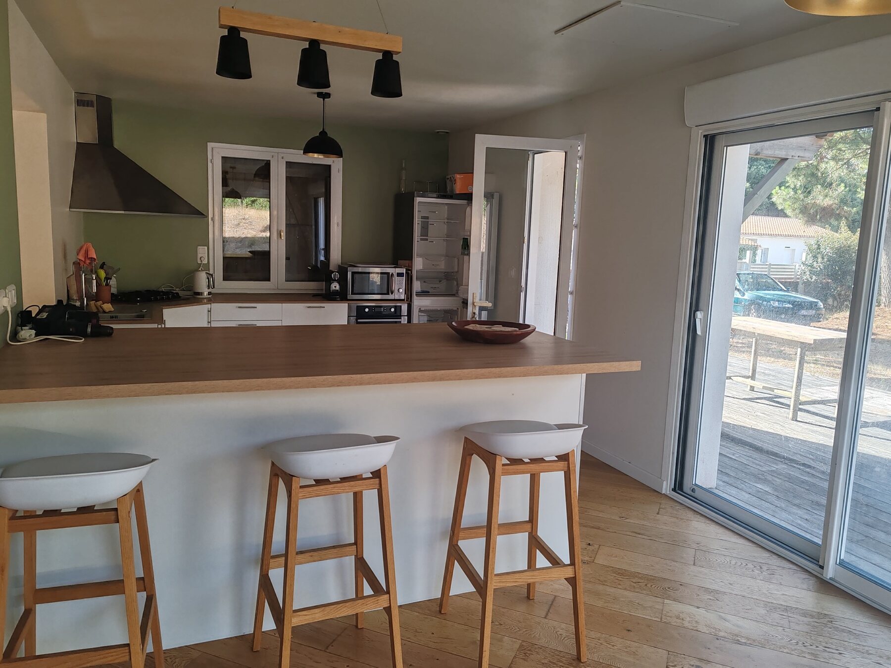 Ménage complet d'une cuisine de maison de location